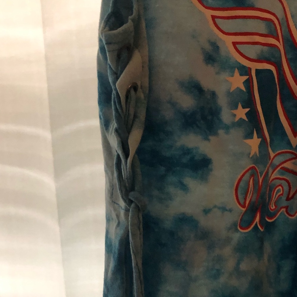 Wonder Woman Shirt - Picture 3 of 5
